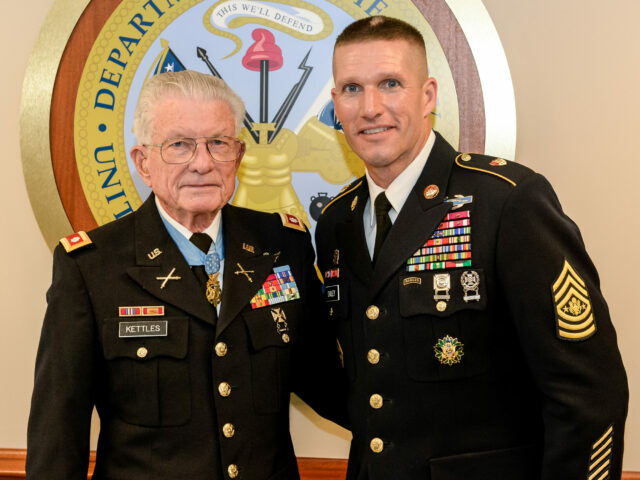 Pentagon - LTC Kettles and CSM of the Army Daley
