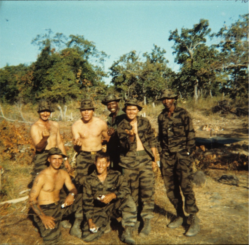 Front - Scuza, unk, SSg Frank Lincoln, Flemming, Moses, Bob Martin, Fred Copeland